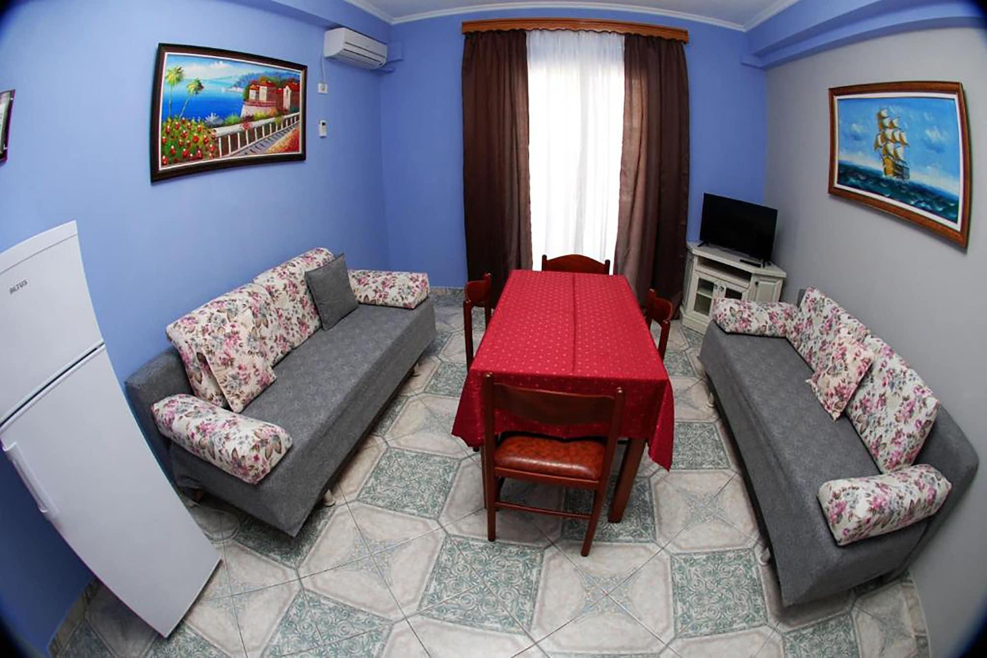 Alvin Apartment